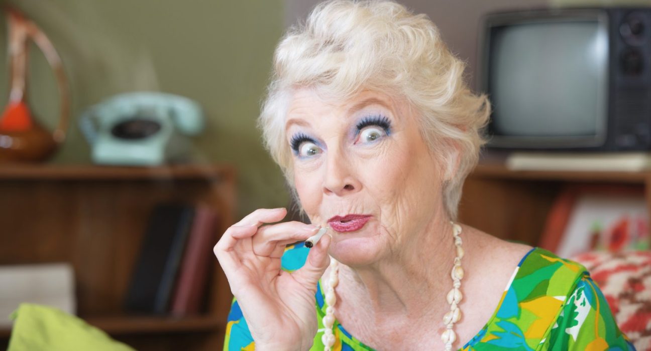 Cannabis Use in Seniors Linked to Stronger Cognition and Less Binge Drinking