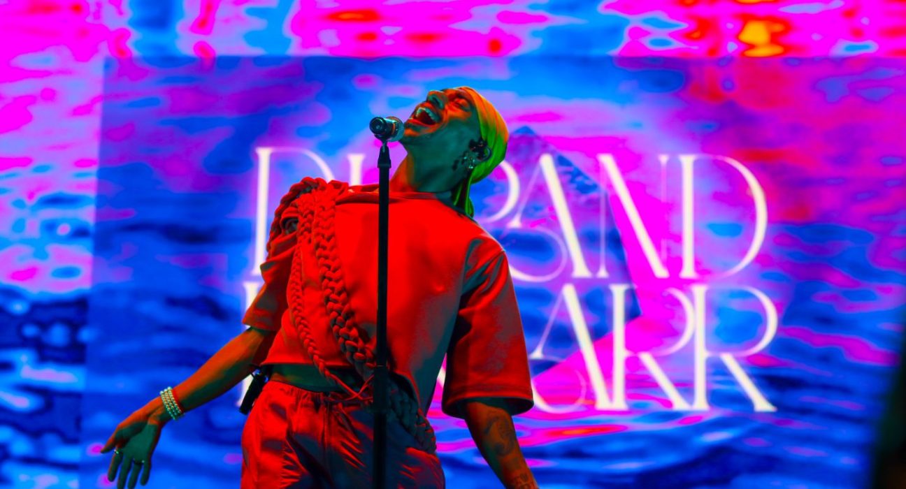 Before the Grammy, Durand Bernarr Was Already Talking About Community